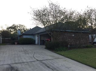 3646 Fairwoods Dr, Baton Rouge, LA 70805