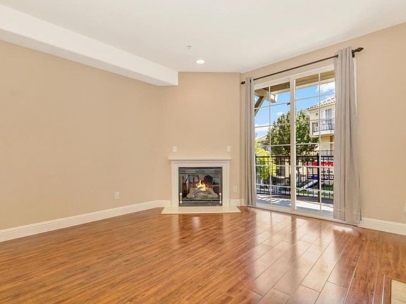 4th image of 2637 Villa Cortona Way