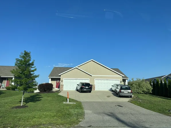 4453 136th Ave, Holland, MI 49424