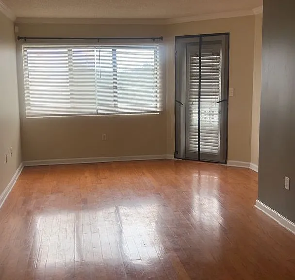 795 Hammond Dr #701 — Photo 2