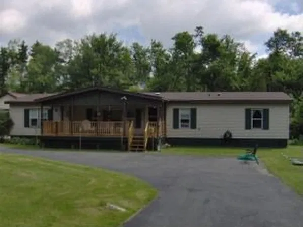 537 Main Rd, Savoy, MA 01256