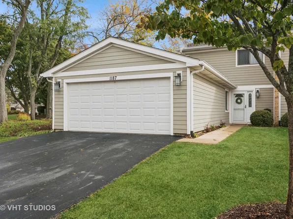 1187 N Chesapeake Ln, Palatine, IL 60074