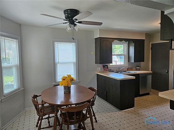 4th image of 532 Lynnhaven Dr