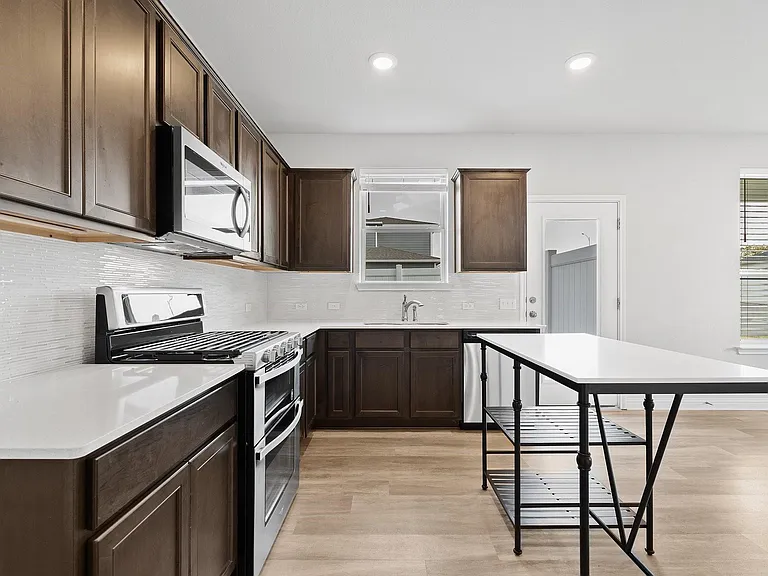 7814 Wilfred Dr — Photo 3