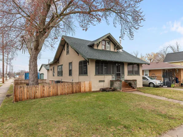 1354 W 2nd St, Appleton, WI 54914