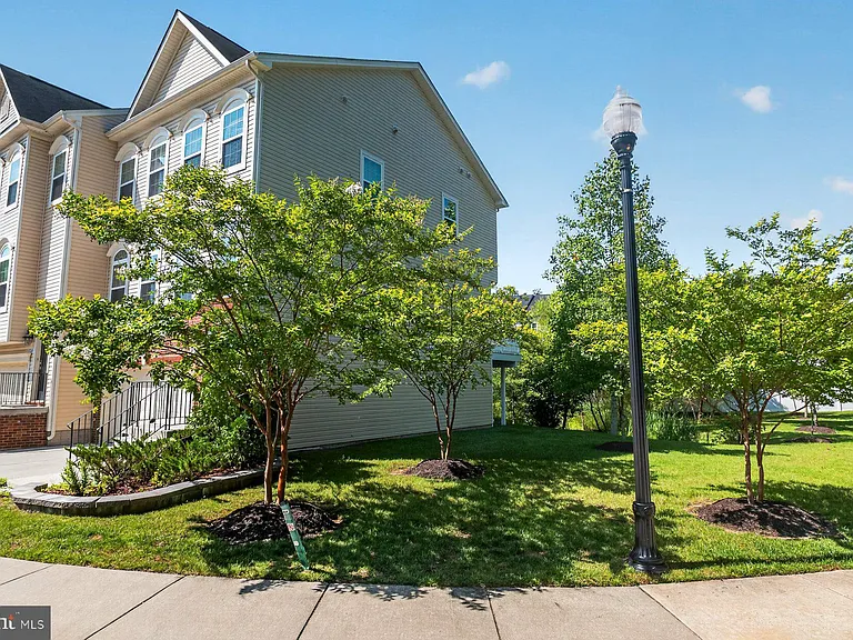 728 Millhouse Dr — Photo 25