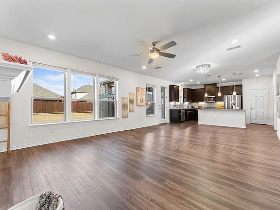 5th image of 3609 Keechi Creek Dr