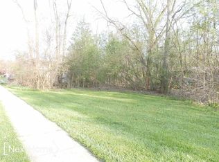 942 Division St, Owosso, MI