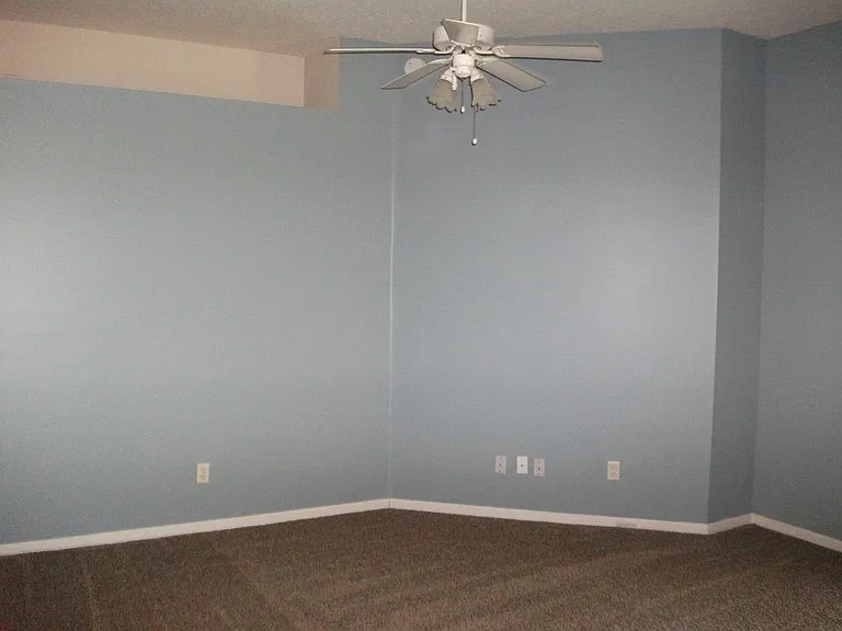 432 Chamberlain Dr — Photo 7