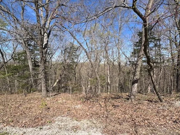 22 Pyramid Ln #12, Eureka Springs, AR 72631