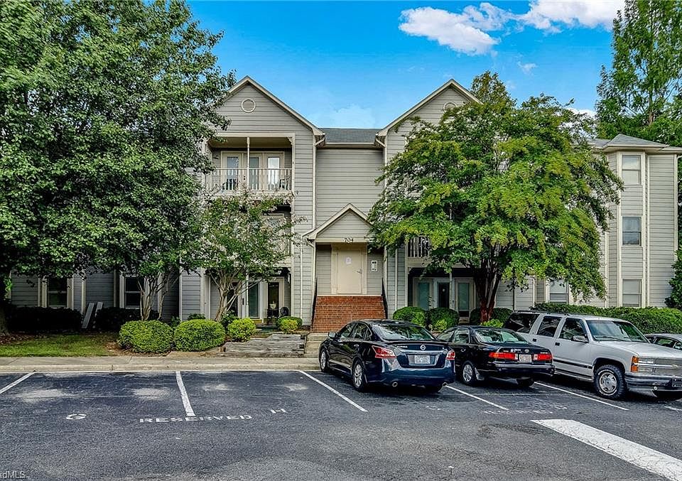 1st image of 704 Glendale Dr APT F