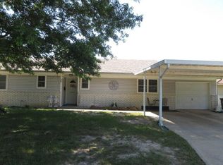 105 Thresher Ln, Commerce, OK 74339