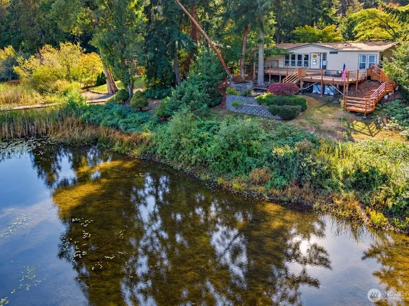 12856 Lake Avenue NW, Poulsbo, WA 98370