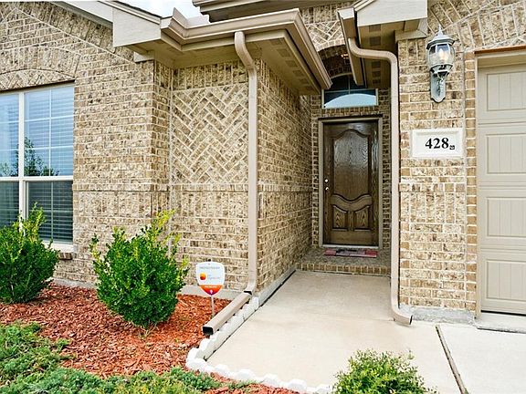 3rd image of 428 Brookhollow Ln