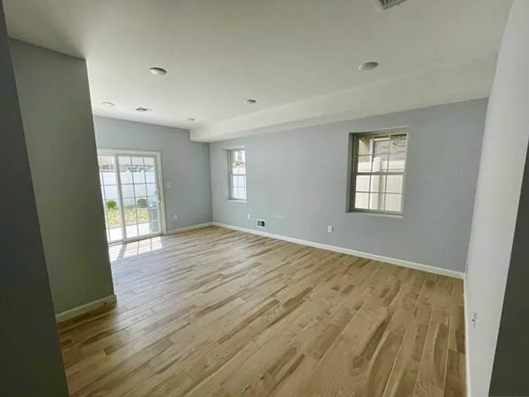 519 Cross St #1 — Photo 13