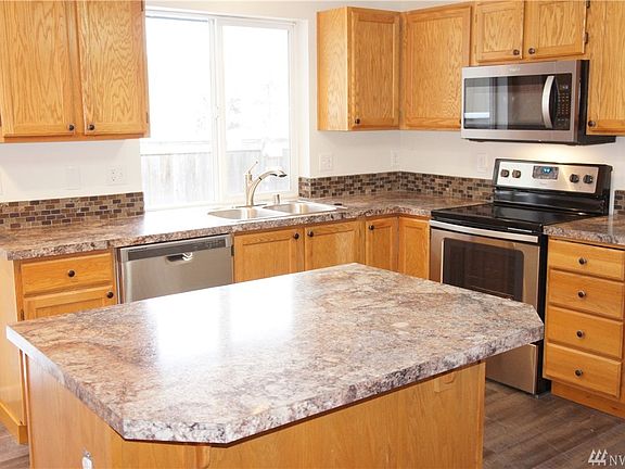 4th image of 7806 196th Street Ct E