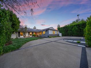 4928 Hayvenhurst Ave, Encino, CA 91436