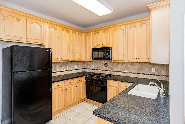 443 N Lake Rd — Photo 9