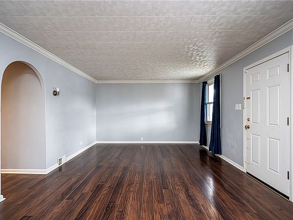 3rd image of 719 Zimmerman St