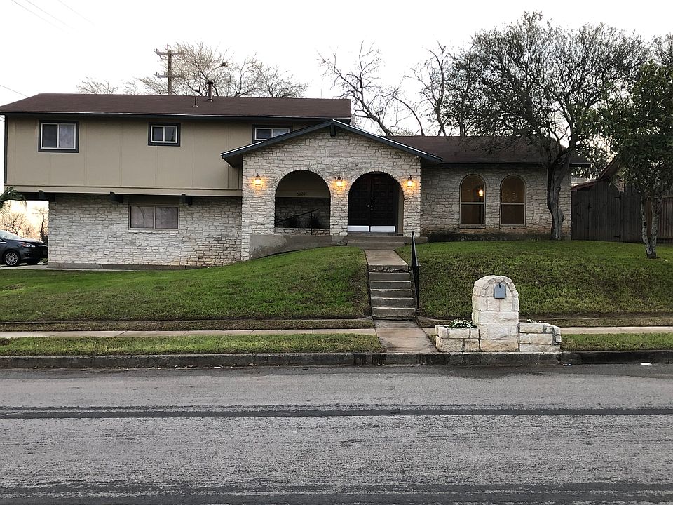 1st image of 5902 Rainmaker St