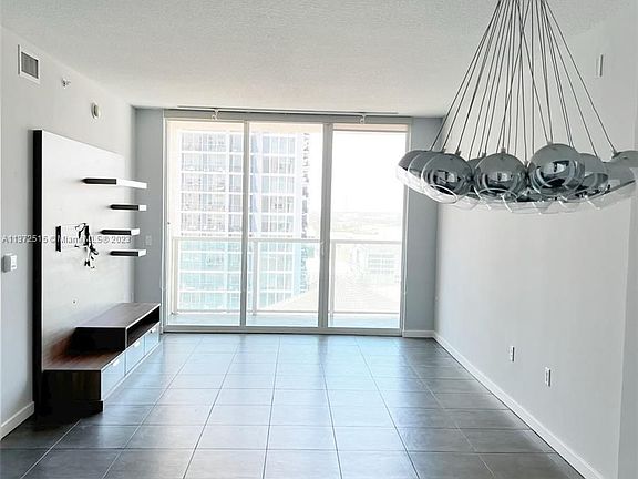 4th image of 350 SE 2nd St APT 1980
