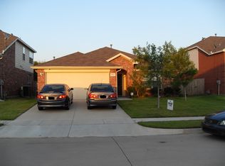 2868 Fieldstone Dr, Grand Prairie, TX 75052