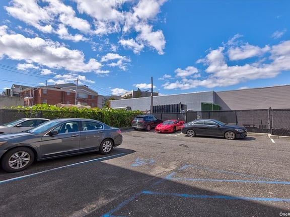2nd image of 157 Post Ave APT 202