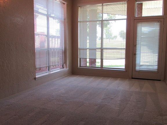 5th image of 501 NW Fairway Villas Dr #2B-2BA-1100SQFT