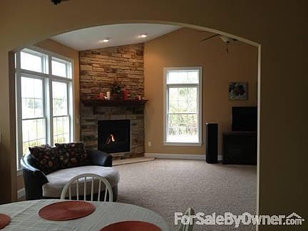 Open floor plan to family room