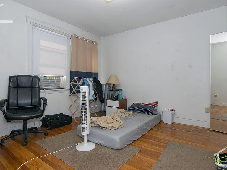 23 Egremont Rd #12 — Photo 2