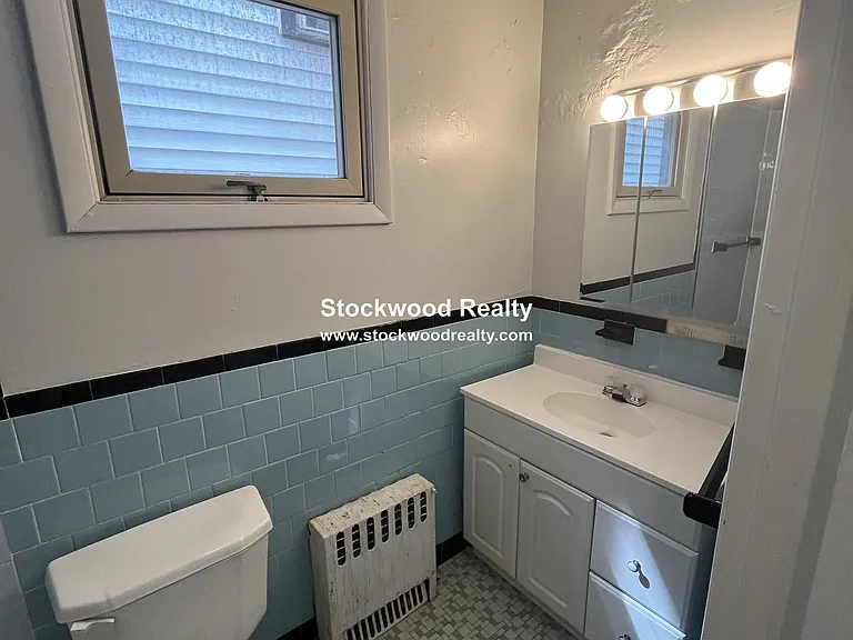 109 Wordsworth St #1 — Photo 26