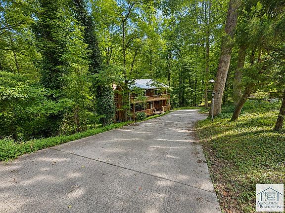 3rd image of 1249 Lanier Rd