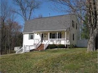 34 Greentree Cir, Springfield, MA 01118