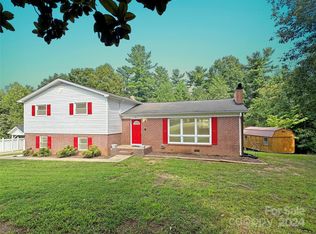 543 Circle Dr, Hudson, NC 28638