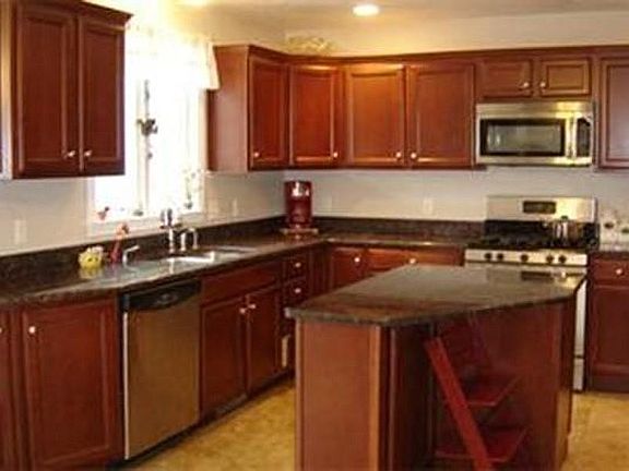 4th image of 92 Barrington Dr