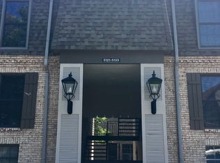 5125 W 75th St, Prairie Village, KS 66208