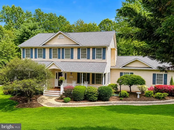 7067 Kelly Rd, Warrenton, VA 20187