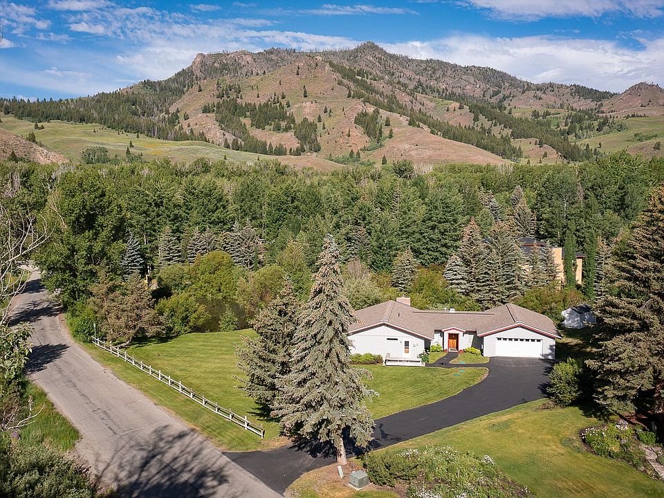 8 Lake Creek Dr, Ketchum, ID 83340 MLS 22329745 Zillow