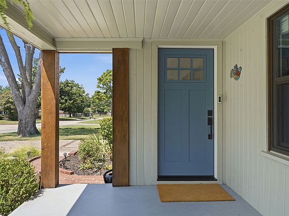 3rd image of 2507 E 17th Pl