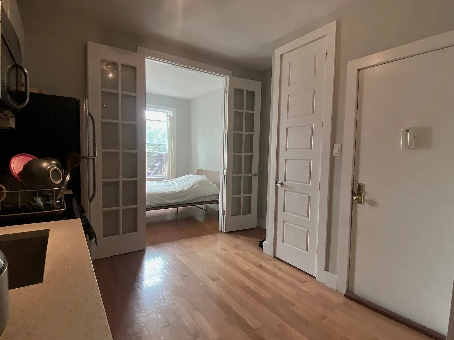 1065 Lafayette Avenue — Photo 4