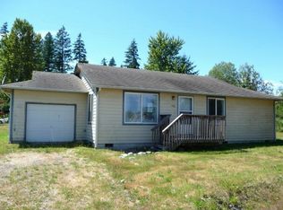 100 E Belwood Ln, Allyn, WA 98524