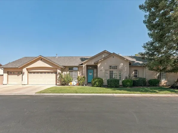 1883 Rialto Ct, Clovis, CA 93611