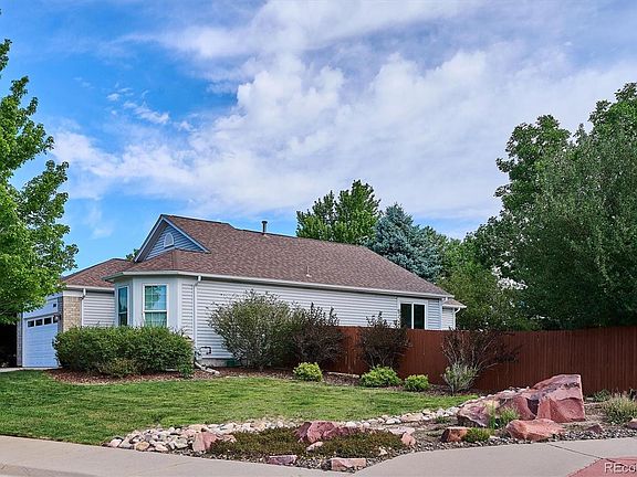 2nd image of 21147 Hawthorne Lane