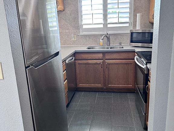 3rd image of 2055 Sierra Rd APT 70