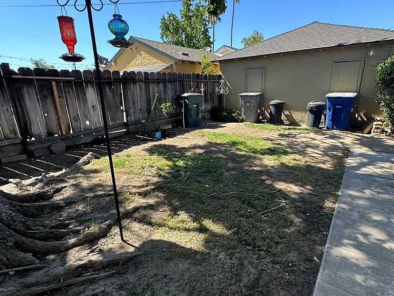 330 W Olive Ave — Photo 18