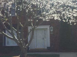 1050 Christmas Pl, Greensboro, NC 27410