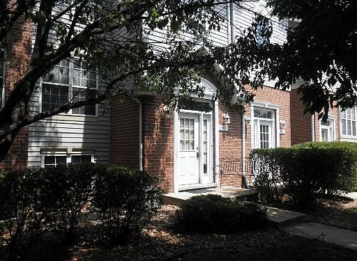 2nd image of 18855 S Vanderbilt Dr