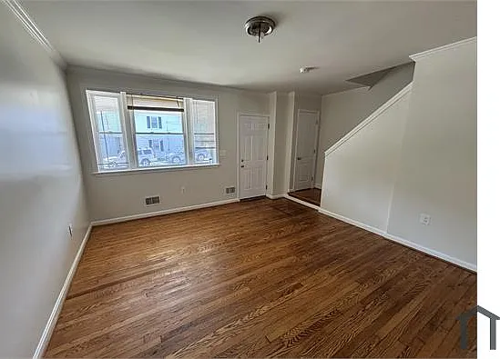 3 bed, $2,500 — Photo 3