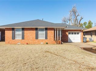 9607 Stratford Dr, Village, OK 73120