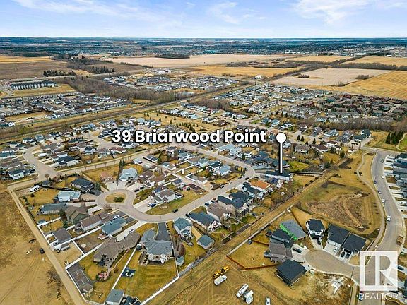 3rd image of 39 Briarwood Point E